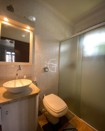 Imagem Casa com 5 Quartos à Venda, 196 m² em Anita Garibaldi - Joinville