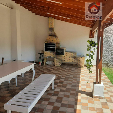 Imagem Sobrado com 4 Quartos à Venda, 300 m² em Jordanópolis - Arujá