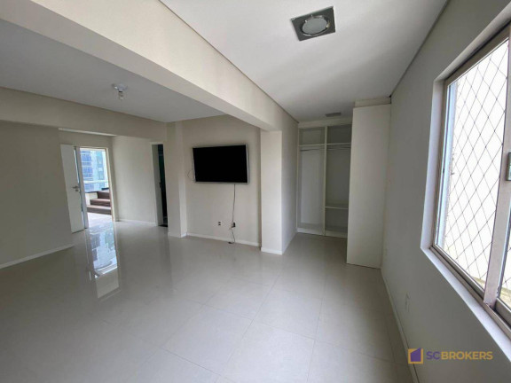Imagem Imóvel com 4 Quartos à Venda, 200 m² em Centro - Balneário Camboriú Imagem Imóvel com 4 Quartos à Venda, 200 m² em Centro - Balneário Camboriú