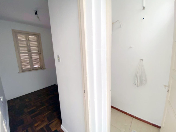 Imagem Apartamento com 3 Quartos à Venda, 91 m² em Floresta - Porto Alegre Imagem Apartamento com 3 Quartos à Venda, 91 m² em Floresta - Porto Alegre