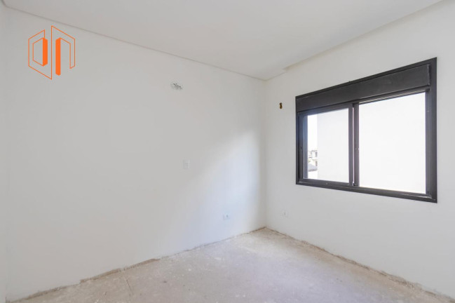 Imagem Sobrado com 3 Quartos à Venda, 145 m² em Uberaba - Curitiba Imagem Sobrado com 3 Quartos à Venda, 145 m² em Uberaba - Curitiba