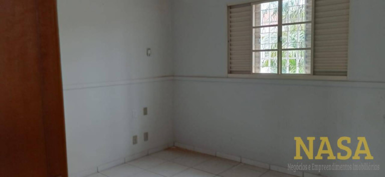 Imagem Casa com 4 Quartos à Venda, 420 m² em Cuiabá Imagem Casa com 4 Quartos à Venda, 420 m² em Cuiabá