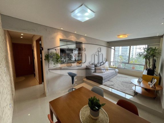 Apartamento com 1 Quarto à Venda,  em Cambuci - São Paulo