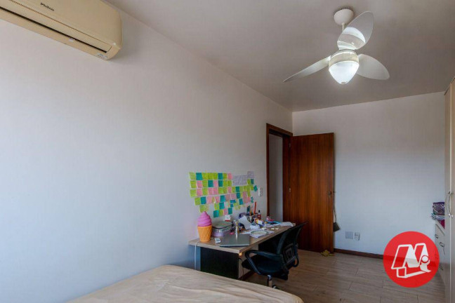 Imagem Apartamento com 3 Quartos à Venda, 158 m² em Rio Branco - Porto Alegre Imagem Apartamento com 3 Quartos à Venda, 158 m² em Rio Branco - Porto Alegre