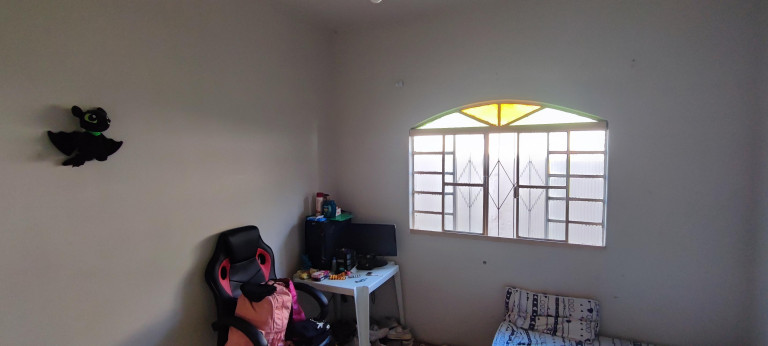 Imagem Casa com 3 Quartos à Venda, 200 m² em Santo Antônio - Campo Grande