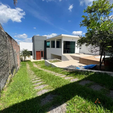 Imagem Casa com 3 Quartos à Venda, 200 m² Imagem Casa com 3 Quartos à Venda, 200 m²