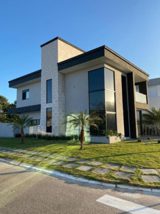 Imagem Casa com 4 Quartos à Venda, em São João Do Rio Vermelho - Florianópolis Imagem Casa com 4 Quartos à Venda, em São João Do Rio Vermelho - Florianópolis