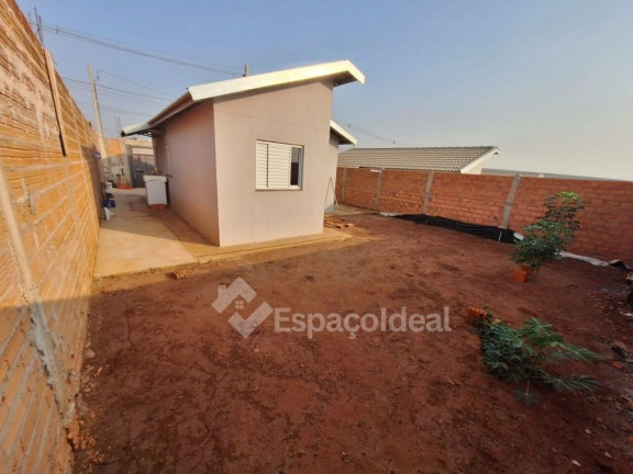 Imagem Casa com 2 Quartos à Venda, 43 m² em Jardim Yvone - Lençóis Paulista Imagem Casa com 2 Quartos à Venda, 43 m² em Jardim Yvone - Lençóis Paulista