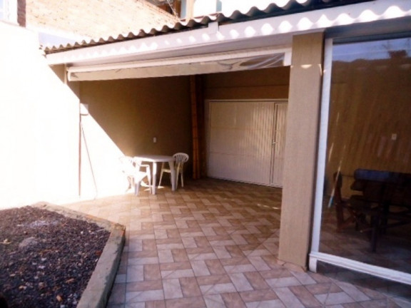 Imagem Casa com 3 Quartos à Venda, 199 m² em Jardim Itu - Porto Alegre
