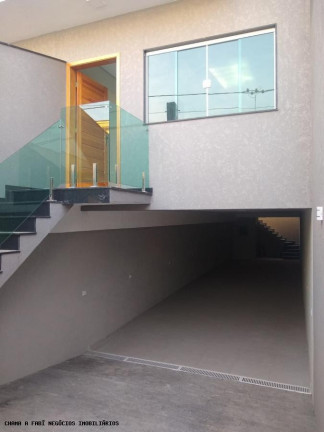 Imagem Casa com 3 Quartos à Venda, 190 m² em Vila Carrão - São Paulo
