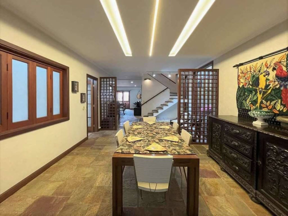 Imagem Casa com 3 Quartos à Venda ou Locação, 300 m² em Jardim Semiramis - Cotia