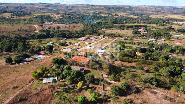 Imagem Casa com 4 Quartos à Venda, 220 m² em Ceilândia - Brasília Imagem Casa com 4 Quartos à Venda, 220 m² em Ceilândia - Brasília