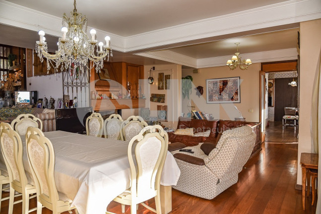 Imagem Casa com 5 Quartos à Venda, 860 m² em Sétimo Céu - Porto Alegre Imagem Casa com 5 Quartos à Venda, 860 m² em Sétimo Céu - Porto Alegre