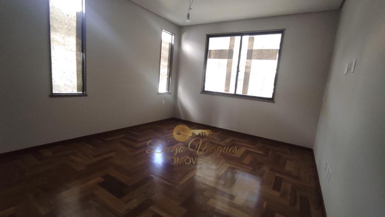 Imagem Casa com 3 Quartos à Venda, 300 m² em Vargem Grande - Teresópolis Imagem Casa com 3 Quartos à Venda, 300 m² em Vargem Grande - Teresópolis