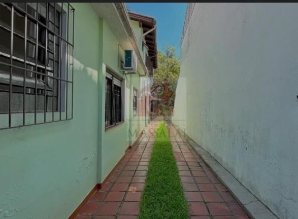 Imagem Casa com 3 Quartos à Venda, 178 m² em Santana - Porto Alegre Imagem Casa com 3 Quartos à Venda, 178 m² em Santana - Porto Alegre