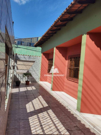 Casa com 4 Quartos à Venda, 255 m² em Novo México - Vila Velha