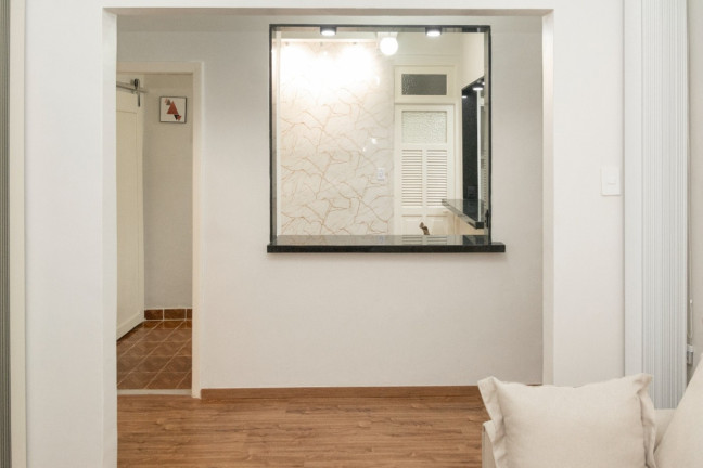 Imagem Apartamento com 2 Quartos à Venda, 54 m² em Copacabana - Rio De Janeiro Imagem Apartamento com 2 Quartos à Venda, 54 m² em Copacabana - Rio De Janeiro
