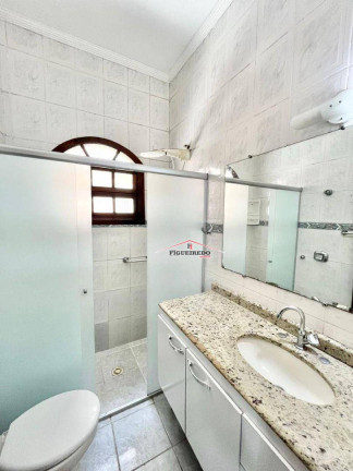Imagem Casa com 6 Quartos à Venda, 175 m² em Canto Do Forte - Praia Grande Imagem Casa com 6 Quartos à Venda, 175 m² em Canto Do Forte - Praia Grande