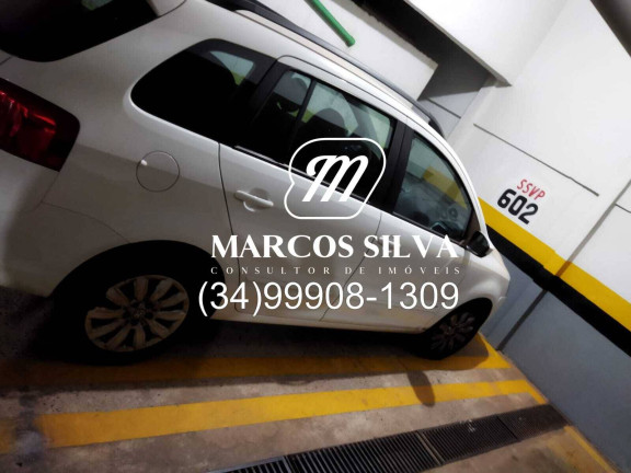 Imagem Apartamento com 3 Quartos à Venda, 105 m² em Centro - Uberlândia Imagem Apartamento com 3 Quartos à Venda, 105 m² em Centro - Uberlândia