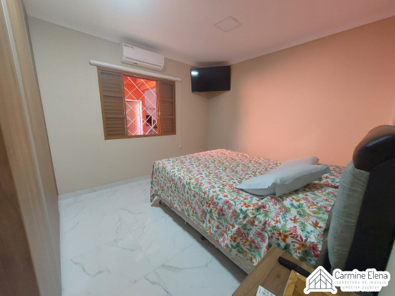 Imagem Casa com 3 Quartos à Venda, 150 m² em Centro - Ubatuba