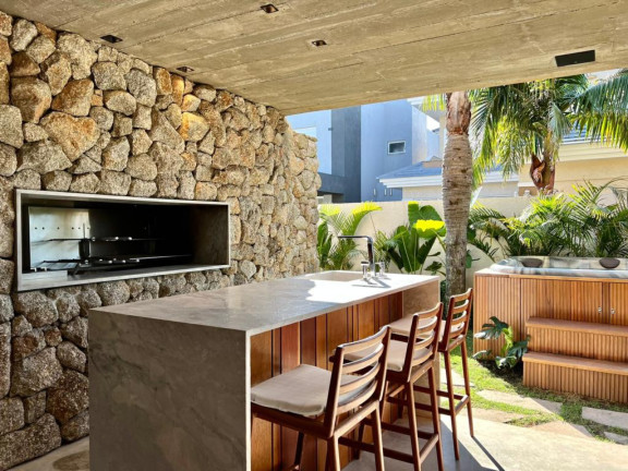 Imagem Casa com 4 Quartos à Venda, 350 m² em Morada Do Sol - Capao Da Canoa Imagem Casa com 4 Quartos à Venda, 350 m² em Morada Do Sol - Capao Da Canoa