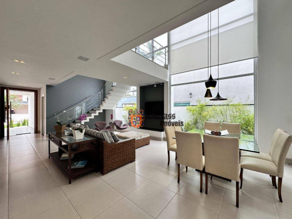 Imagem Sobrado com 4 Quartos à Venda, 283 m² em Riviera De São Lourenço - Bertioga Imagem Sobrado com 4 Quartos à Venda, 283 m² em Riviera De São Lourenço - Bertioga