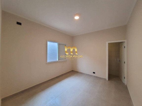 Imagem Casa com 2 Quartos à Venda, em Caiçara - Praia Grande Imagem Casa com 2 Quartos à Venda, em Caiçara - Praia Grande