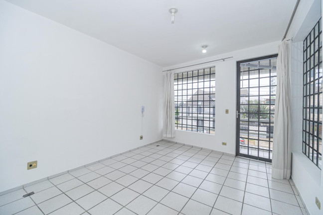 Imagem Sala Comercial para Alugar, 23 m² em Cristo Rei - Curitiba Imagem Sala Comercial para Alugar, 23 m² em Cristo Rei - Curitiba