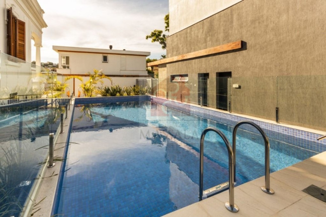 Imagem Casa com 3 Quartos à Venda, 135 m² em Teresópolis - Porto Alegre Imagem Casa com 3 Quartos à Venda, 135 m² em Teresópolis - Porto Alegre