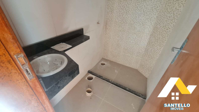 Imagem Casa com 2 Quartos à Venda, 85 m² em Laranjal - São Gonçalo Imagem Casa com 2 Quartos à Venda, 85 m² em Laranjal - São Gonçalo