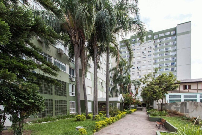 Imagem Imóvel com 2 Quartos à Venda, em Cavalhada - Porto Alegre Imagem Imóvel com 2 Quartos à Venda, em Cavalhada - Porto Alegre