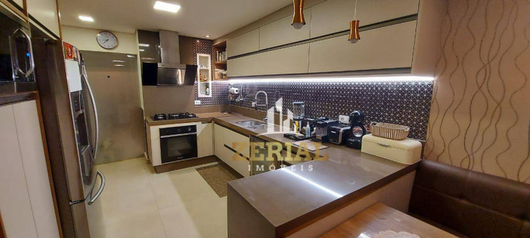 Imagem Sobrado com 4 Quartos à Venda, 400 m² em Campestre - Santo André Imagem Sobrado com 4 Quartos à Venda, 400 m² em Campestre - Santo André