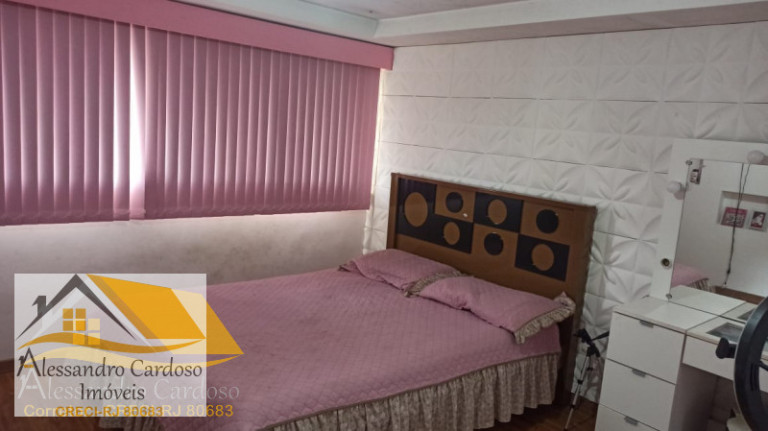 Imagem Casa com 3 Quartos à Venda, 300 m² em Jardim Califórnia - Nova Friburgo Imagem Casa com 3 Quartos à Venda, 300 m² em Jardim Califórnia - Nova Friburgo
