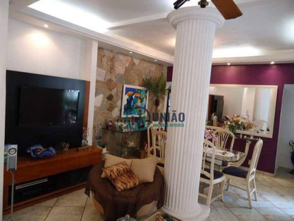 Casa com 3 Quartos à Venda, 213 m² em São Domingos - Niterói