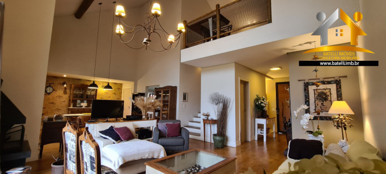 Casa de Condomínio com 3 Quartos à Venda, 557 m² em Granja Viana - Cotia