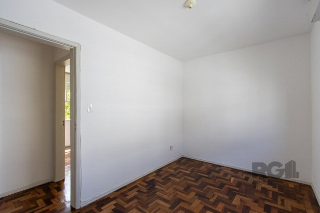 Imagem Apartamento com 3 Quartos à Venda, 50 m² em Cristal - Porto Alegre Imagem Apartamento com 3 Quartos à Venda, 50 m² em Cristal - Porto Alegre