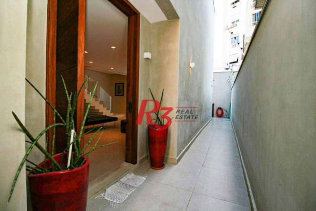 Imagem Sobrado com 4 Quartos à Venda, 375 m² em Ponta Da Praia - Santos Imagem Sobrado com 4 Quartos à Venda, 375 m² em Ponta Da Praia - Santos