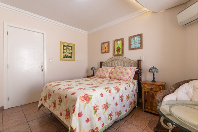 Imagem Casa de Condomínio com 4 Quartos à Venda, 245 m² em Boa Vista - Porto Alegre Imagem Casa de Condomínio com 4 Quartos à Venda, 245 m² em Boa Vista - Porto Alegre