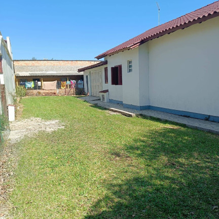 Imagem Casa com 3 Quartos para Temporada, em Nova Tramandaí - Tramandaí Imagem Casa com 3 Quartos para Temporada, em Nova Tramandaí - Tramandaí