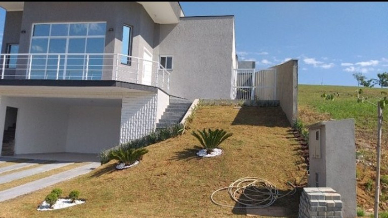 Imagem Casa com 4 Quartos à Venda, 230 m² em Urbanova - São José Dos Campos Imagem Casa com 4 Quartos à Venda, 230 m² em Urbanova - São José Dos Campos