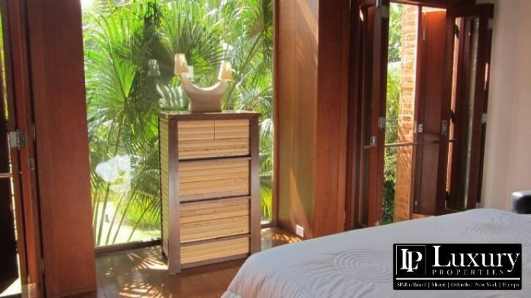 Imagem Casa de Condomínio com 5 Quartos à Venda, 2 m² em Cruz Das Almas - Itu Imagem Casa de Condomínio com 5 Quartos à Venda, 2 m² em Cruz Das Almas - Itu