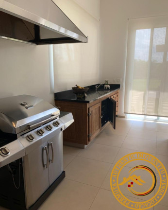 Imagem Casa com 4 Quartos à Venda, 422 m² em Bairro Campos De Santo Antônio - Itu Imagem Casa com 4 Quartos à Venda, 422 m² em Bairro Campos De Santo Antônio - Itu