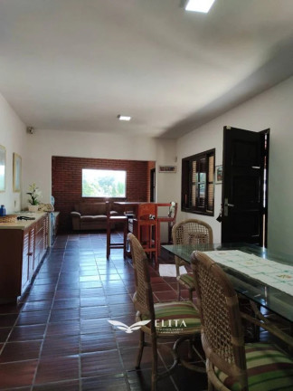 Imagem Casa com 6 Quartos à Venda, em Itajuba - Barra Velha Imagem Casa com 6 Quartos à Venda, em Itajuba - Barra Velha