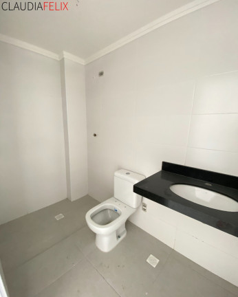 Imagem Imóvel com 2 Quartos à Venda, 93 m² em Guilhermina - Praia Grande Imagem Imóvel com 2 Quartos à Venda, 93 m² em Guilhermina - Praia Grande