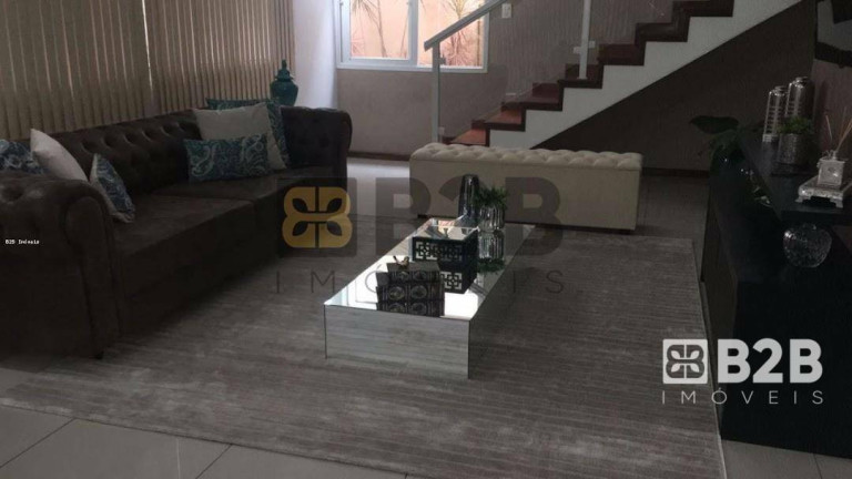 Imagem Casa com 3 Quartos à Venda, 283 m² em Village Campo Novo - Bauru Imagem Casa com 3 Quartos à Venda, 283 m² em Village Campo Novo - Bauru