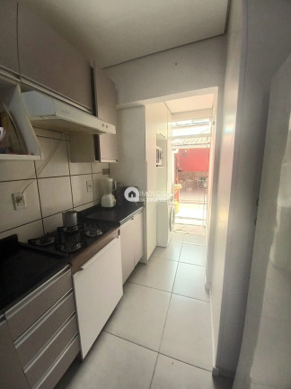 Imagem Casa com 3 Quartos à Venda, 53 m²