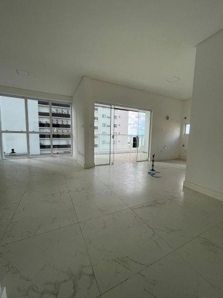 Imagem Apartamento com 3 Quartos à Venda, 115 m² em Centro - Itapema Imagem Apartamento com 3 Quartos à Venda, 115 m² em Centro - Itapema