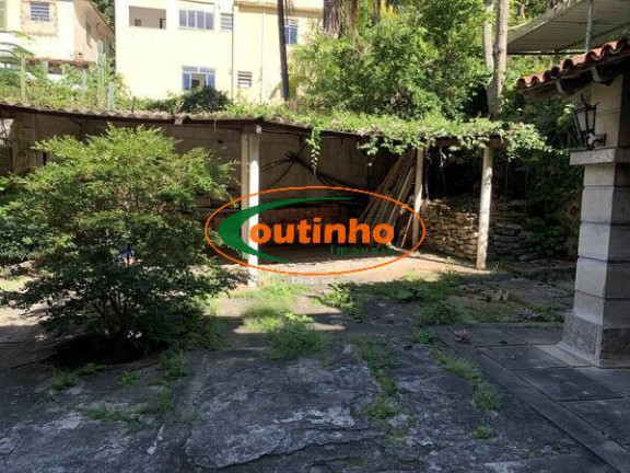 Imagem Casa com 6 Quartos à Venda, 480 m² em Tijuca - Rio De Janeiro Imagem Casa com 6 Quartos à Venda, 480 m² em Tijuca - Rio De Janeiro