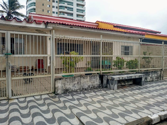 Casa com 5 Quartos à Venda, 214 m² em Jardim Aguapeu - Mongaguá
