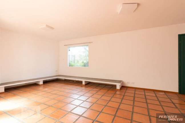 Imagem Casa com 3 Quartos à Venda ou Locação, 217 m² em Sumaré - São Paulo Imagem Casa com 3 Quartos à Venda ou Locação, 217 m² em Sumaré - São Paulo